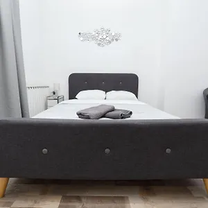 Color Street Blanari 12 Бухарест