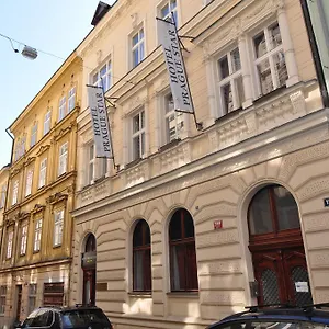 Star Hotel